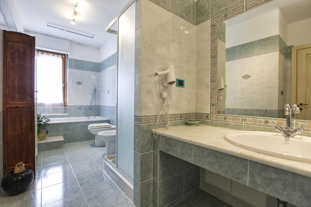 Morpheo Rooms Альгеро Экстерьер фото